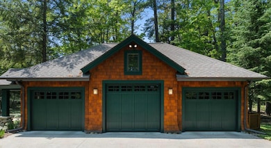 805 Glenn Dr, Harbor Springs, MI 49740 - photo 2