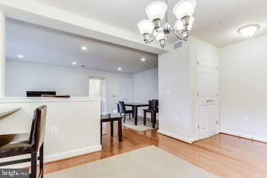 4111 S Four Mile Run Dr unit 203, Arlington, VA 22204 - photo 5