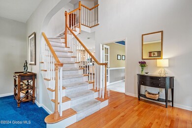 618 Vanderlyn Ln, Slingerlands, NY 12159 - photo 2