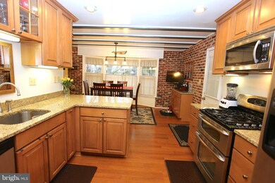 12805 Camellia Dr, Silver Spring, MD 20906 - photo 5