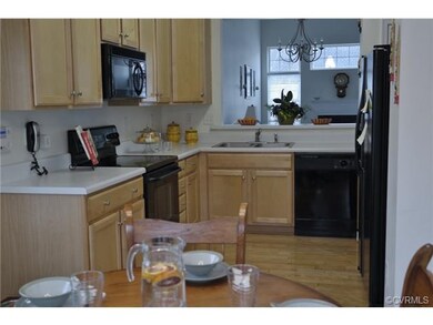 Eat -In Kitchen with 42