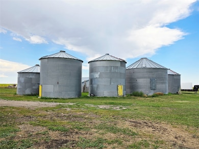 181 8th Ln NE, Fairfield, MT 59436 - photo 4