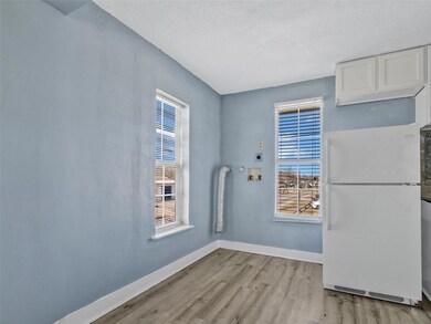 912 S Armstrong Ave unit 2, Denison, TX 75020 - photo 5