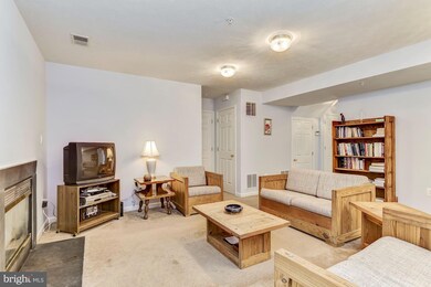 2721 Thornbrook Ct, Odenton, MD 21113 - photo 4