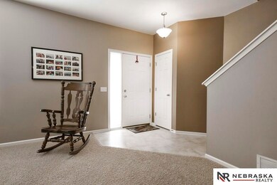 2208 S River Rock Dr, Papillion, NE 68046 - photo 4