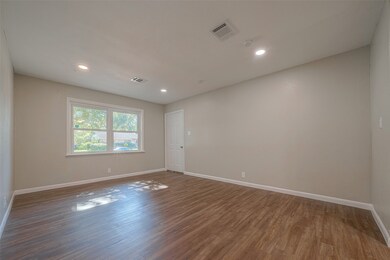 7269 Wiley Rd, Houston, TX 77016 - photo 7