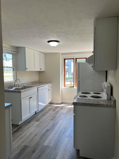 304 W Wolf Ave, Elkhart, IN 46516 - photo 7