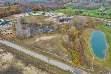 1644 Vista Dr, Oakland Township, MI 48363 - photo 4