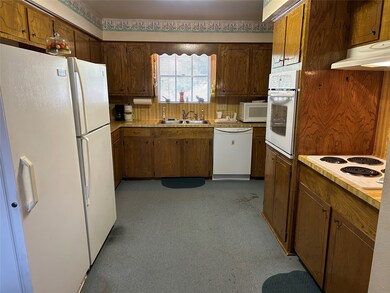 Oversized Kitchen