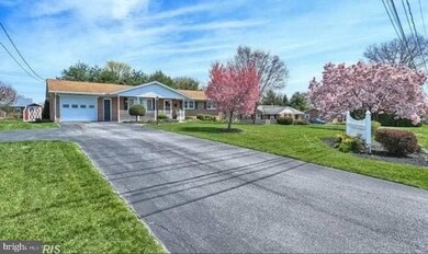 69 Salem Rd, Chambersburg, PA 17201 - photo 2