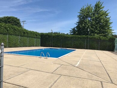 5 Blackstone Dr unit U26, Nashua, NH 03063 - photo 2