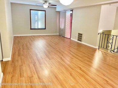 28 Newport Ct unit 211, Brick, NJ 08724 - photo 4
