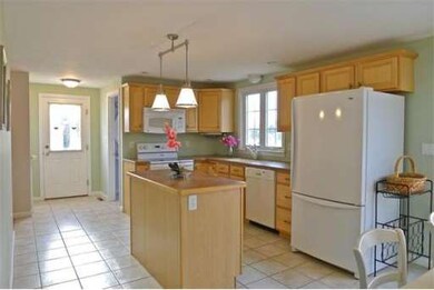 30 Woodside Path, East Weymouth, MA 02189 - photo 2