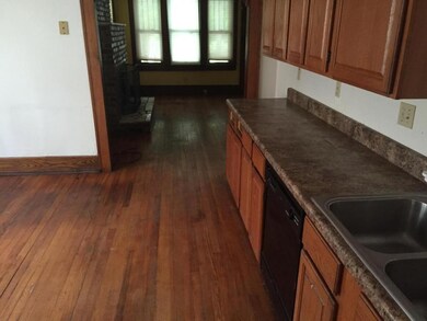 307 Grand Avenue Extension, Johnson City, TN 37601 - photo 5