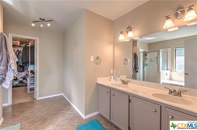 406 Delmar Cir, Copperas Cove, TX 76522 - photo 6