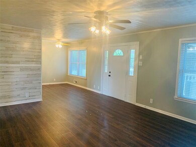 1913 W Bond St, Denison, TX 75020 - photo 6