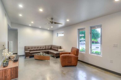Living Room (2)