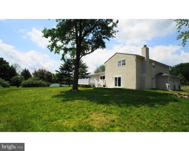 82 Watergate Dr, Feasterville Trevose, PA 19053 - photo 5