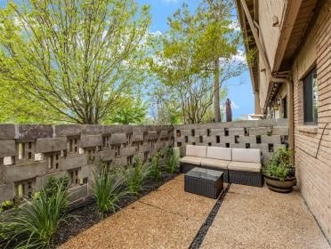 Nice private patio.