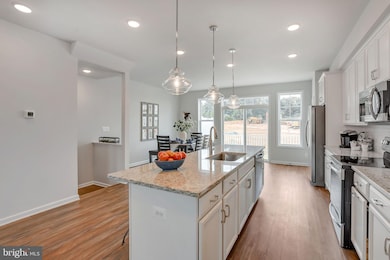 7206 Clagett Dr, Landover, MD 20785 - photo 6