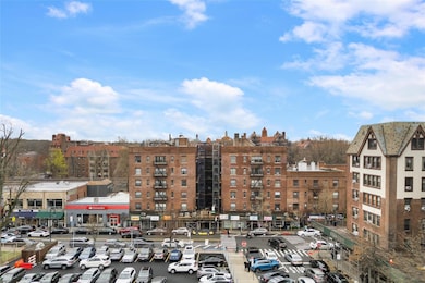 72-34 Austin St unit E3, Forest Hills, NY 11375 - photo 2