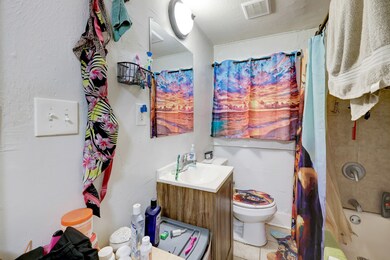 781 Ringold St, Houston, TX 77088 - photo 4