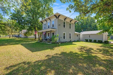 806 E 3rd St, Lawton, MI 49065 - photo 4