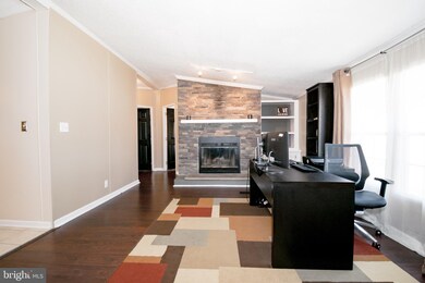 244 Edward Ln, Lothian, MD 20711 - photo 6