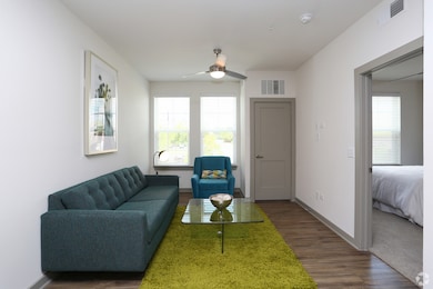 700 E Algonquin Rd unit 2309, Schaumburg, IL 60173 - photo 3