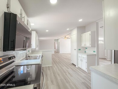 Open Kitchen