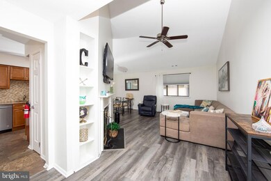 603 B Cypress Point Cir, Mount Laurel, NJ 08054 - photo 2