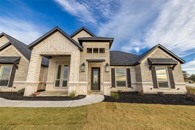 800 Dogwood Rd, Weatherford, TX 76085 - photo 2