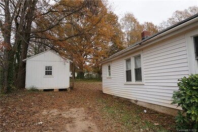 520 Sylvia St unit 4, Statesville, NC 28677 - photo 3