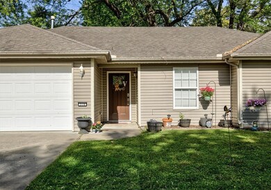 310 Rogers St, Prairie Grove, AR 72753 - photo 2