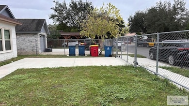 2525 Mamie Dr, Brownsville, TX 78520 - photo 3