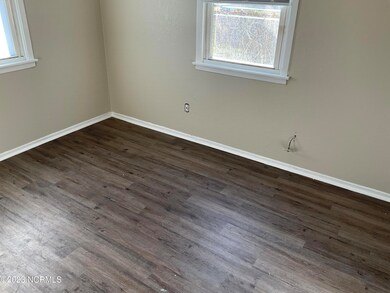1244 Davis St, Jacksonville, NC 28540 - photo 7