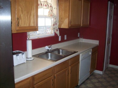 209 Edgeview Dr, Shelbyville, TN 37160 - photo 4