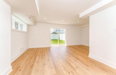 114 W Columbine Rd unit East, Wildwood Crest, NJ 08260 - photo 4