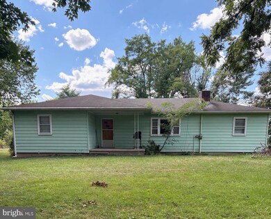 127 Beans Ln, Moorefield, WV 26836 - photo 2