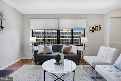 3 Washington Cir NW unit 1003, Washington, DC 20037 - photo 3