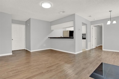 823 W Harwood Rd unit A, Hurst, TX 76054 - photo 7