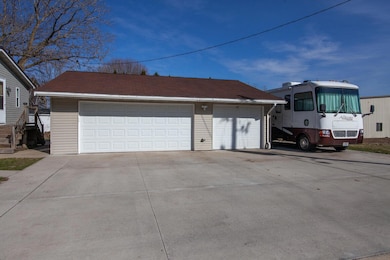 Garage 31x29