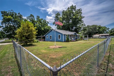 208 E Bird Ave, Davis, OK 73030 - photo 6