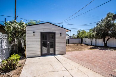 2037 N Mitchell St, Phoenix, AZ 85006 - photo 4