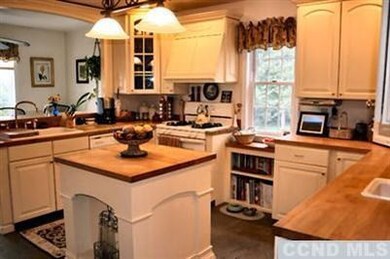 381 Shookville Rd, Red Hook, NY 12571 - photo 7