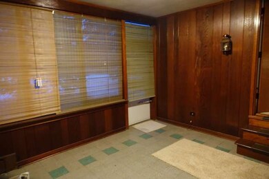 713 S Sumac Ave, Waukegan, IL 60085 - photo 7