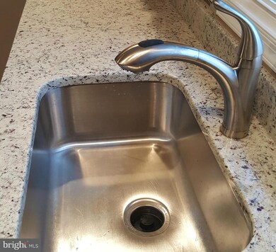 332 Carmody Hills Dr, Capitol Heights, MD 20743 - photo 6