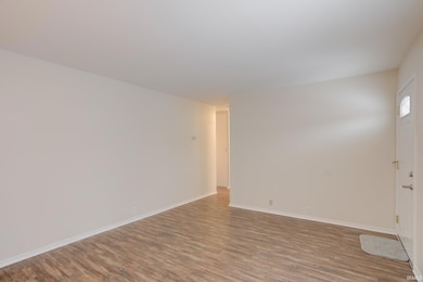 4118 Meadowridge Rd, Evansville, IN 47710 - photo 6