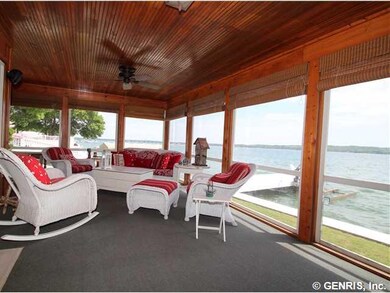 Porch - Screened