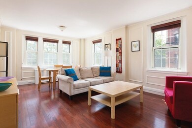 Warwick Condos unit 242, Brookline, MA 02446 - photo 2